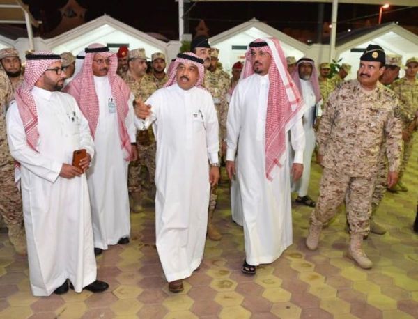 أمير القصيم يسلم الدفعة الثالثة من وحدات جمعية الإسكان الأهلية لمستحقيها بمركز أبانات