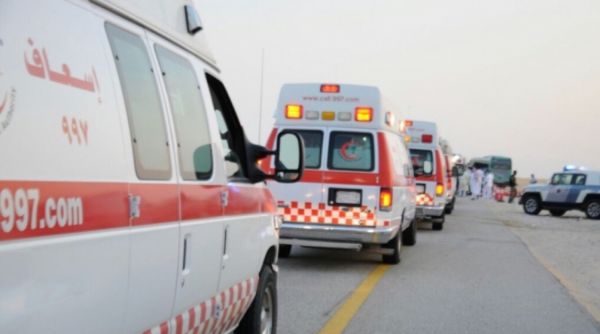 أمير منطقة مكة المكرمة ونائبه يرميان جمرة العقبة ويؤديان الطواف بالمسجد الحرام