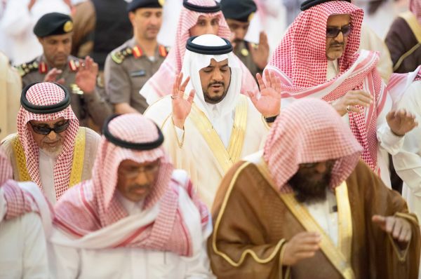 آل الشيخ :المملكة قوية بدينها وقيادتها وشعبها وبالمسلمين بالعالم
