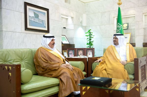 أمين الشرقية يتفقد سوق الخضار المركزي وبلدية وسط الدمام والخضرية