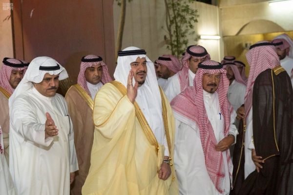 سمو ولي العهد يغادر الكويت عقب زيارة رسمية لها