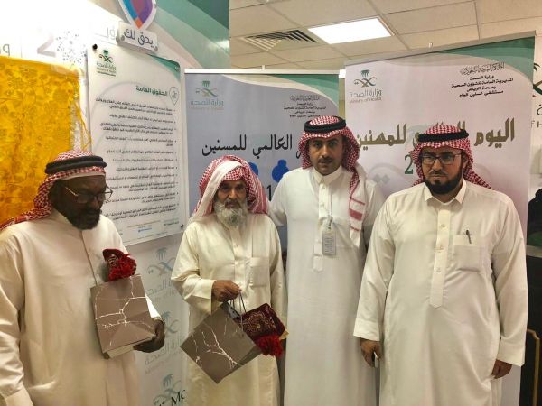 نوافذ تحصد أوسمة التطوع بيوم حافل بالوفاء ومساء مليء بالعطاء