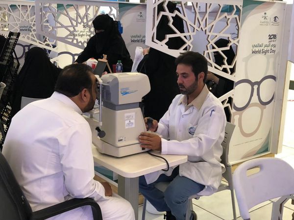أمير منطقة الرياض يستقبل عمدة عاصمة جيبوتي
