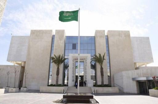 شرطة الرياض تقبض على تشكيل عصابي لتزييف العملات