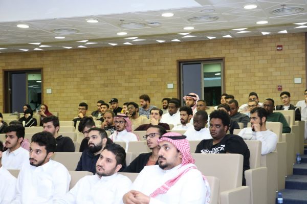 الغامدي يرفع الشكر للقيادة بمناسبة  تعيينه بالمرتبة الرابعة عشرة بوزارة البيئة