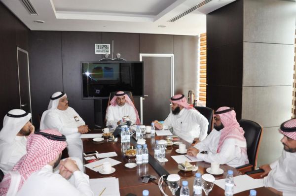 هلال الرياض يباشر حادث تصادم وينقذ 30 مصاباً