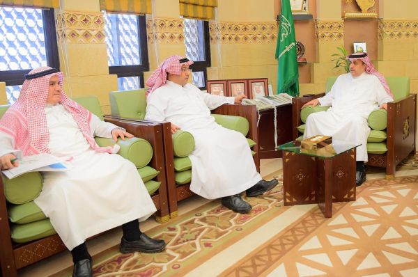 تدريب كوادر الموارد البشرية بالجهات الحكومية على خدمة بياناتي الوظيفية