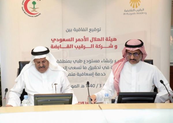 فيصل بن خالد بن سلطان يستقبل قائدي قوة عرعر السابق والمكلف