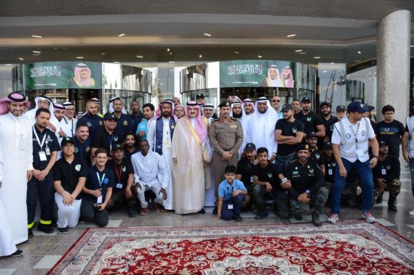 أمير منطقة الحدود الشمالية يكرم المواطنين المتبرعين بالأعضاء بالمنطقة