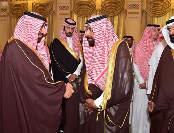 خادم الحرمين الشريفين يستقبل مديري الجامعات ووكلاء وزارة التعليم