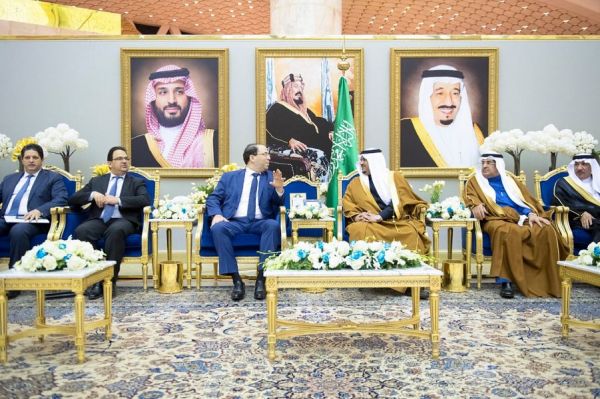 رئيس جمهورية باكستان الإسلامية يؤدي مناسك العمرة
