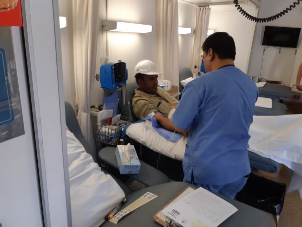 أمير منطقة الرياض يستقبل عمدة سراييفو