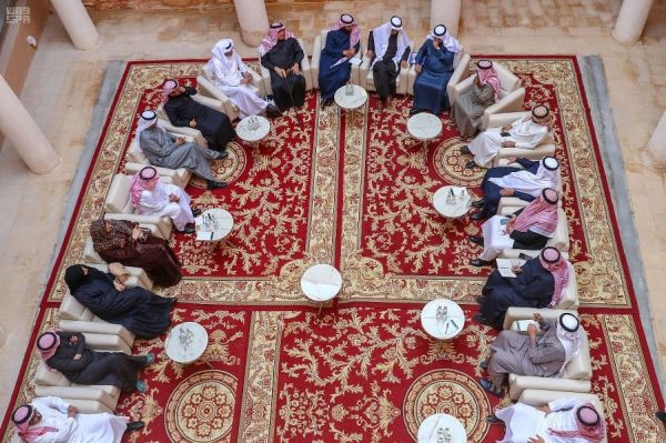 أمير الجوف ونائبه يتفقدان بيت الجوف بالجنادرية 33