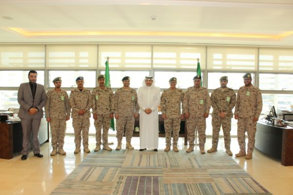 مدير جوازات منطقة الرياض يزور شعبة الجوازات بالمدينة الرقمية
