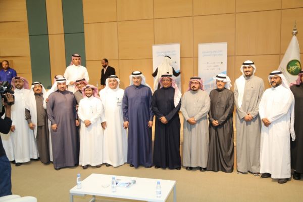 وزير الصحة يترأس الإجتماع الثاني عشر لمجلس إدارة هيئة الهلال الأحمر