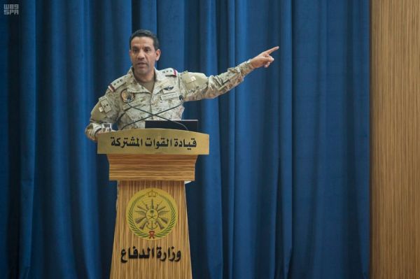وزير التعليم يزور جناح الوزارة في الجنادرية