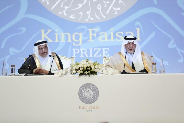 مدير الامن العام يلتقي الرئيس التنفيذي للهيئة الملكية لمكة المكرمة والمشاعر المقدسة 