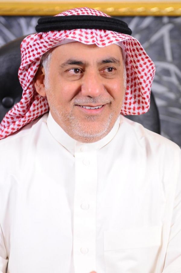 مواطن يعرض للبيع لوحة من الفسيفساء للملك عبد الله رحمه الله