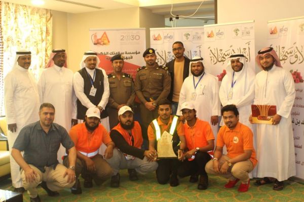 القبض على صومالي ويمني بتهمة سرقة المنازل بالرياض