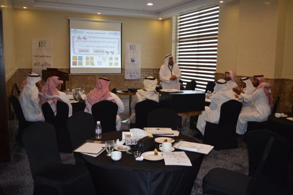 أمير منطقة الرياض يستقبل رئيس مركز أسبار للدراسات والبحوث والإعلام