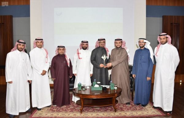 مهرجان الملك عبدالعزيز للصقور يختتم مسابقاته غدًا ب 13 شوطاً للكؤوس