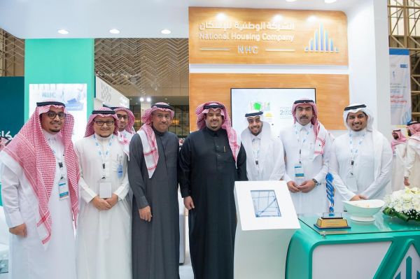 أمانة الرياض تُداهم مستودعات مخالفة وتشن حملة للقضاء على التلوث البصري