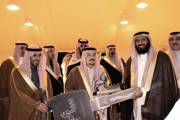 السفير مرداد يستقبل سفير سلطنة عمان لدى المملكة