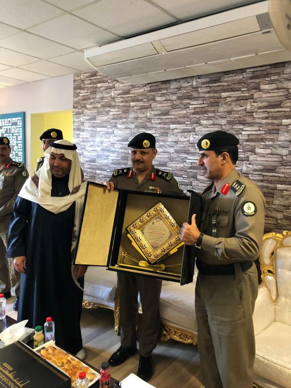 مجموعة العلاقات العامة والإعلام الخليجي تزور مركز هواوي