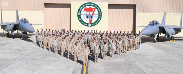 رئيس نيجيريا يستقبل وزير الدولة لشؤون الدول الأفريقية