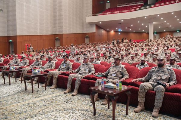 خادم الحرمين الشريفين يغادر لمصر في زيارة رسمية