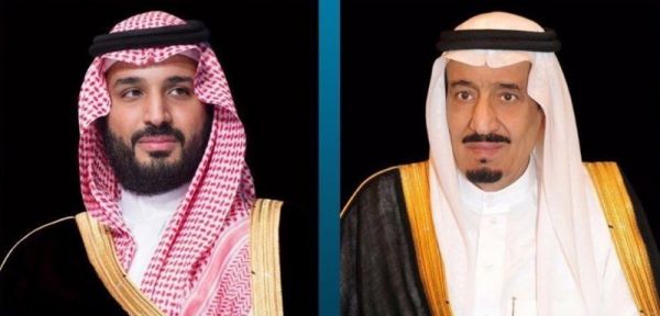 أمير الرياض يقدم العزاء بالأميرة أضواء بنت عبدالعزيز بن محمد
