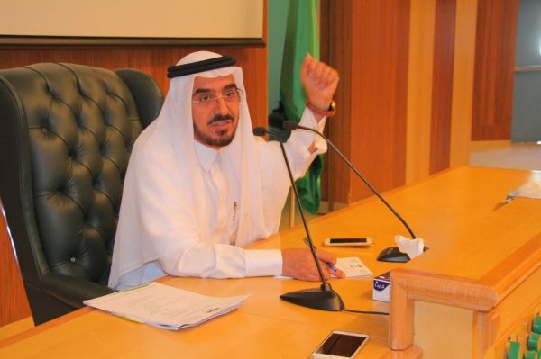 الأمير فيصل بن بندر يستقبل رئيس محكمة الاستئناف بالرياض