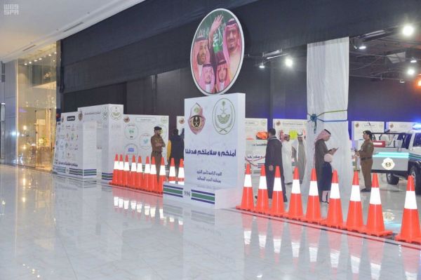 أمير الجوف يزور المركز الحضاري بأبي عجرم ويطلع على إنجازات البلدية