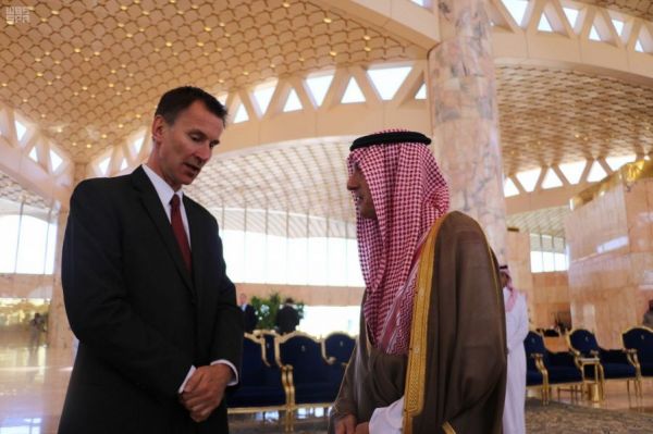 وزير الخارجية البريطاني يشيد بدور المملكة في مجال سلامة المرضى