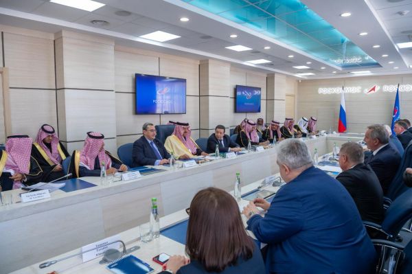 تدشين البنية التحتية لتقنية المعلومات بسعود الطبية