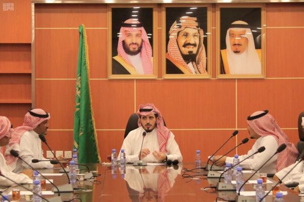 أمير منطقة حائل يزور المرضى ويدشن عدداً من المشاريع الصحية بالمنطقة