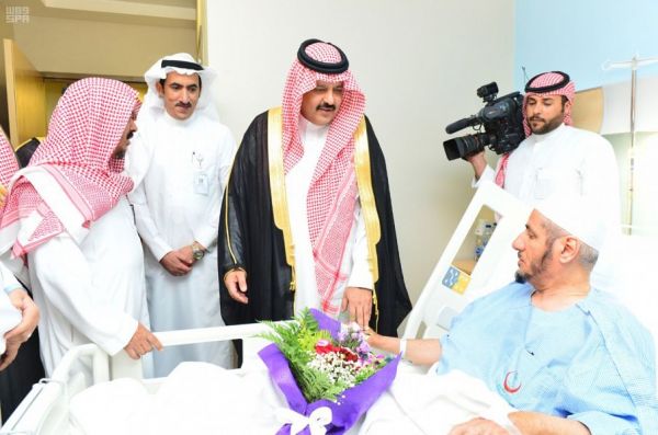 أمير منطقة الرياض يفتتح برج مصرف الراجحي