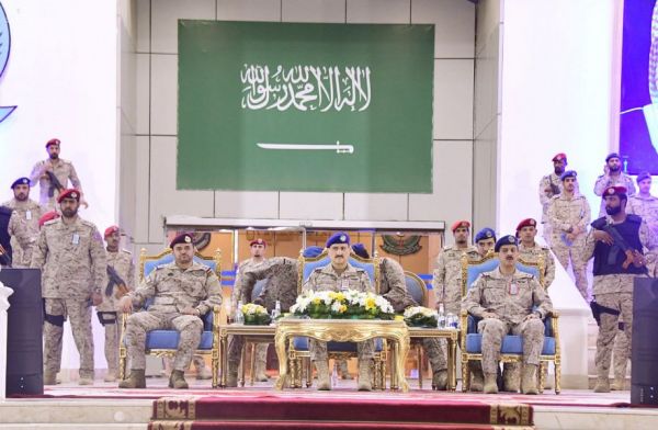نائب أمير منطقة جازان يُستقبل رئيس وأعضاء نادي الصواري بفرسان