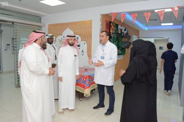 ولي عهد دبي يغادر جدة