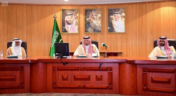 القبض على تشكيل عصابي لارتكابهم جرائم سلب وابتزاز بجدة
