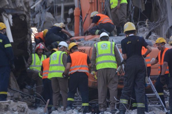 وفاة إمرأة وطفلين واصابة فتاة بحريق منزل بحي الفوطة بالرياض
