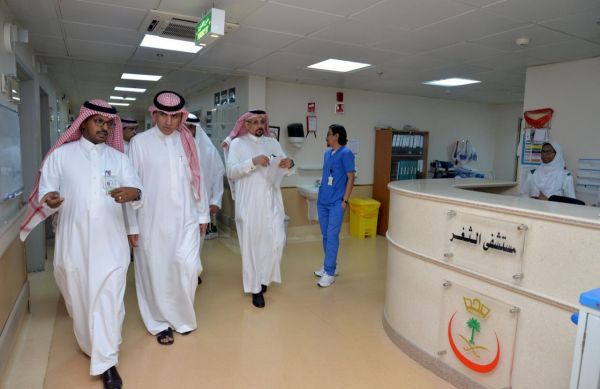ذوي الإعاقة بمحافظة الطائف يعايدون ويجددون العهدوالبيعة للقيادة الرشيدة