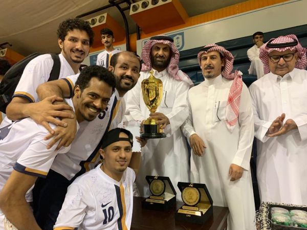 السيطرة على حريق بمصنع مهجور ببحرة