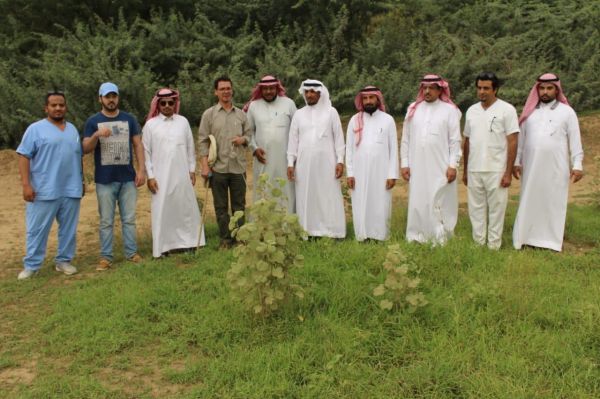 التويجري يقوم بزيارة مفاجئة لمستشفى الدوادمي فجر الجمعة