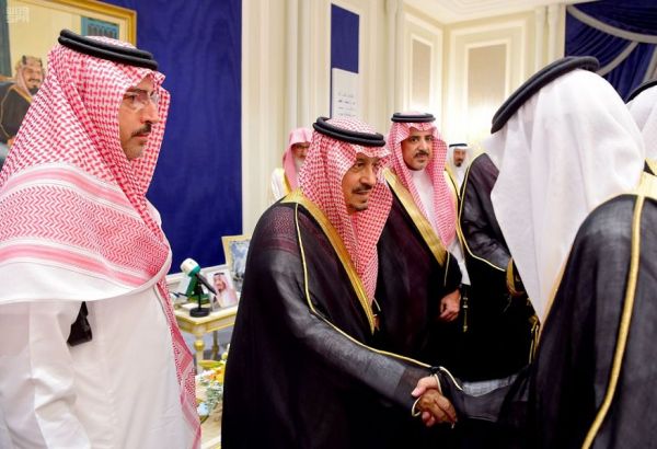 وزير الداخلية يدشن حزمة من الخدمات الإلكترونية الجديدة التي تقدمها المديرية العامة للجوازات