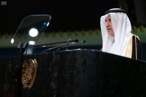 البيئة تضبط 10 سيارات محملة بـ 12 طناً من الحطب المحلي بالقصيم