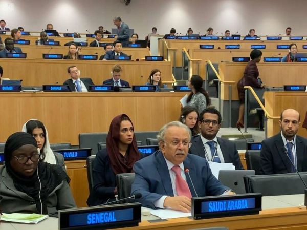 أمير منطقة عسير يرعى اللقاء الثاني لمتابعة خطة استكمال عدد من المشروعات الأساسية