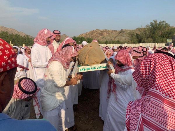 تعليم بيشة يُشيد بإنجازات موهوبات  الخبر ضمن زيارته التبادلية لتعليم الشرقية