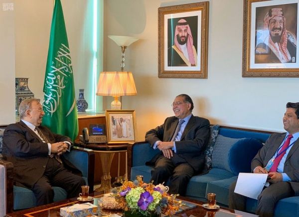 تعليم جدة يُدشن أول نادٍ مدرسي للشعر العربي