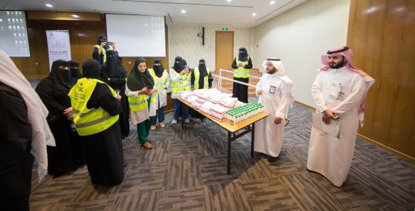 هيئة الهلال الأحمر تحتفي باليوم العالمي للتطوع وتكرم مجموعة من المتطوعين